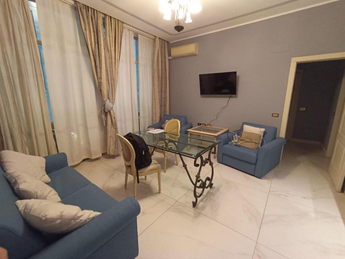Mercanti Apts Via Passarella *